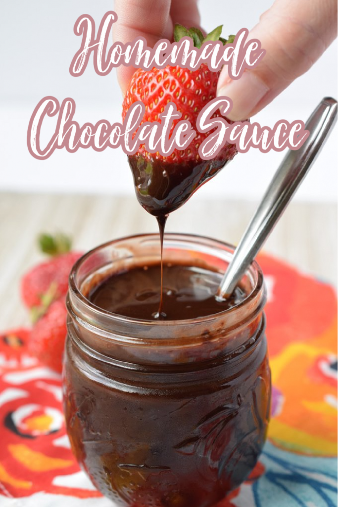 Homemade Chocolate Sauce - A quick and easy recipe to make chocolate sauce at home.  Great to use in coffee drinks or drizzled on dessert! Chocolate Sauce Recipe | Mocha Sauce | Chocolate Syrup Recipe