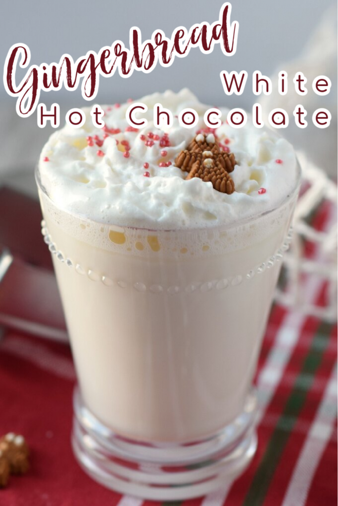Gingerbread White Hot Chocolate – This delicious holiday drink is perfectly sweet and cozy. Made with just a few simple ingredients in 10 minutes! Gingerbread White Hot Chocolate | Gingerbread Hot Chocolate | White Hot Chocolate Recipes | Christmas Drinks